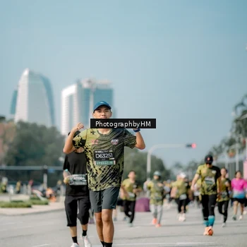 Runner Photo 6727389