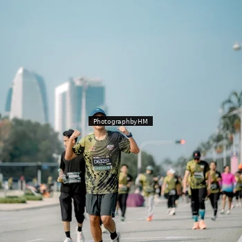Runner Photo 6727392