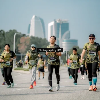 Runner Photo 6727409