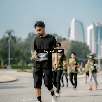 Runner Photo 6727411