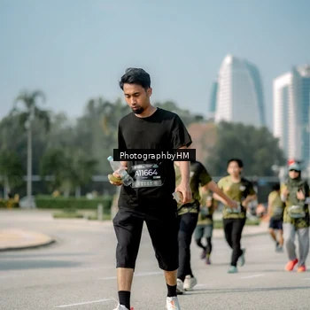 Runner Photo 6727414