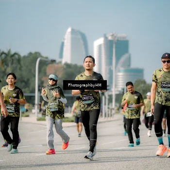 Runner Photo 6727426
