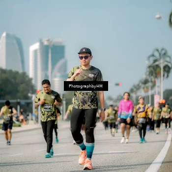 Runner Photo 6727435