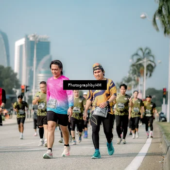 Runner Photo 6727457