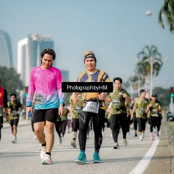 Runner Photo 6727472