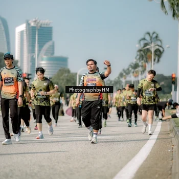 Runner Photo 6727705