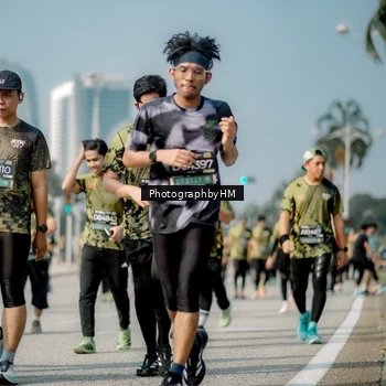 Runner Photo 6727825