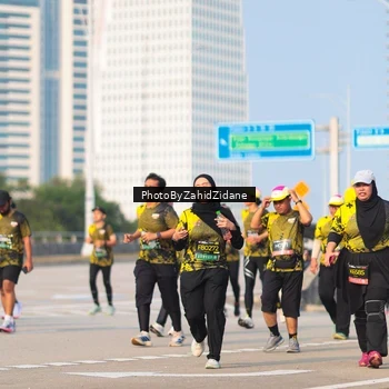 Runner Photo 6727895