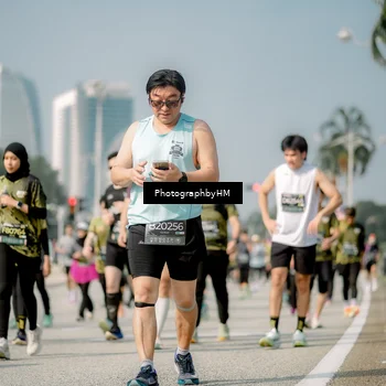 Runner Photo 6727985