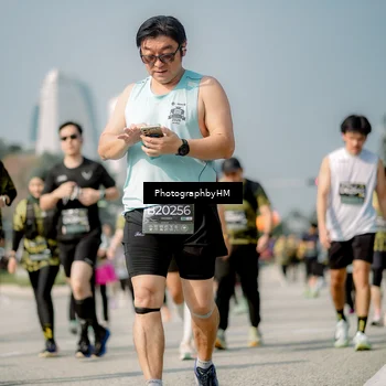 Runner Photo 6728000