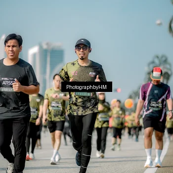 Runner Photo 6728028