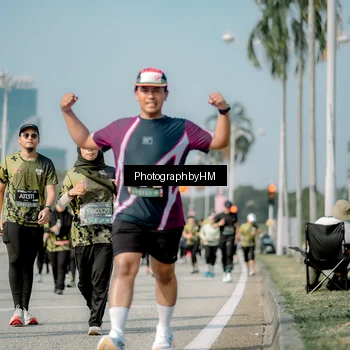 Runner Photo 6728035