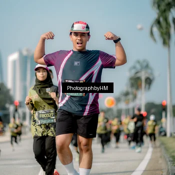 Runner Photo 6728054