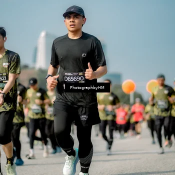 Runner Photo 6728055