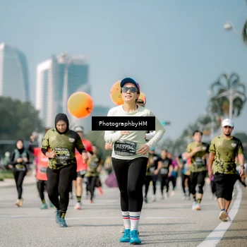 Runner Photo 6728075
