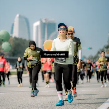 Runner Photo 6728092