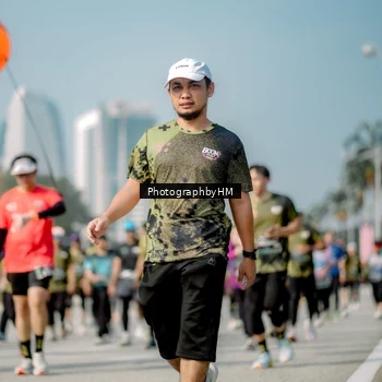 Runner Photo 6728128