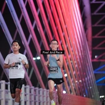 Runner Photo 6728133