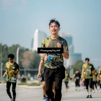 Runner Photo 6728192