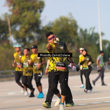 Runner Photo 6728203