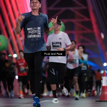 Runner Photo 6728240