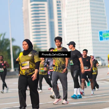Runner Photo 6728260