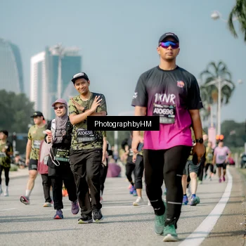 Runner Photo 6728300