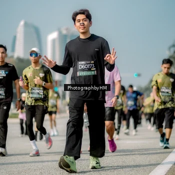 Runner Photo 6728339