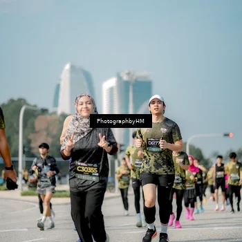 Runner Photo 6728351