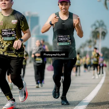 Runner Photo 6728354