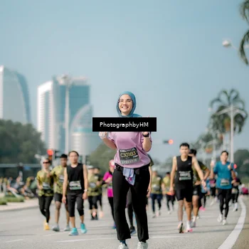 Runner Photo 6728370