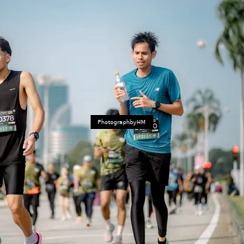 Runner Photo 6728394