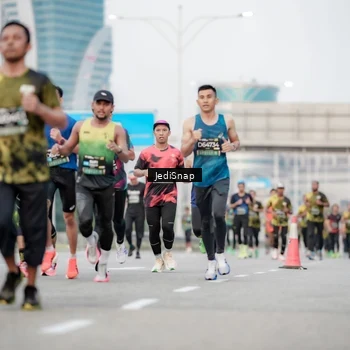 Runner Photo 6728451