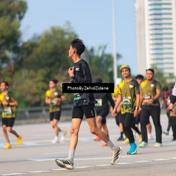 Runner Photo 6728617