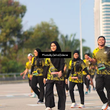 Runner Photo 6728743