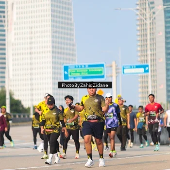 Runner Photo 6728845