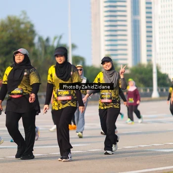Runner Photo 6728859