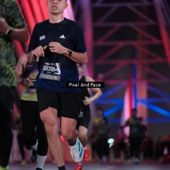 Runner Photo 6728880