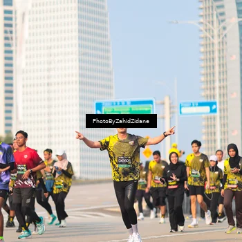 Runner Photo 6728898