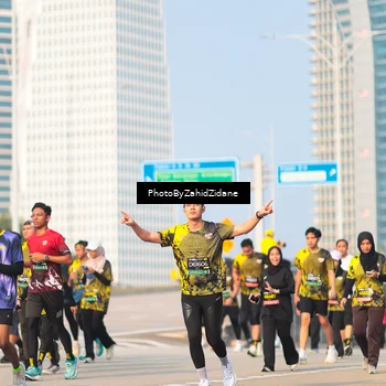 Runner Photo 6728905