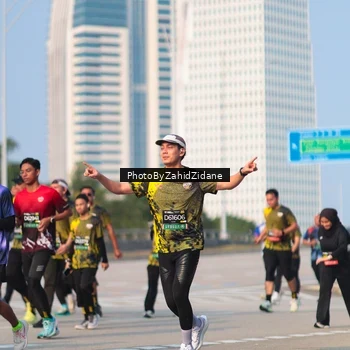 Runner Photo 6728949