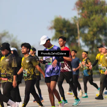Runner Photo 6728965