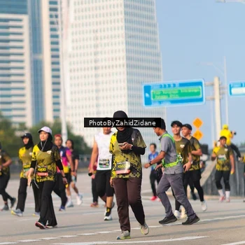 Runner Photo 6728997