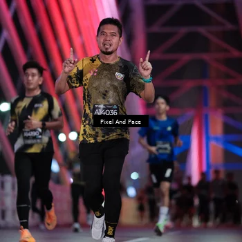 Runner Photo 6729069