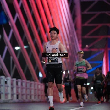 Runner Photo 6729243