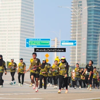 Runner Photo 6729271
