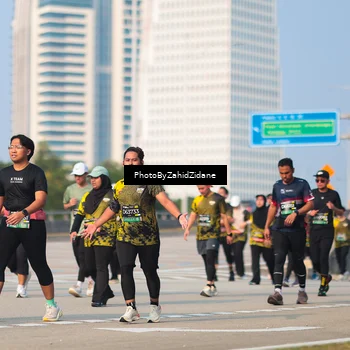 Runner Photo 6729335