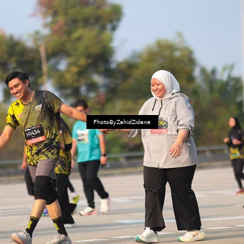 Runner Photo 6729336