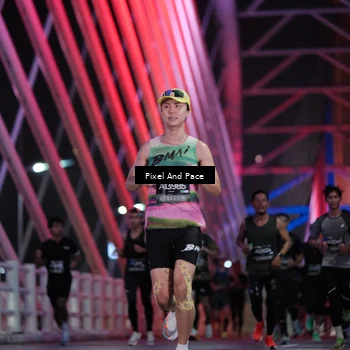 Runner Photo 6729342