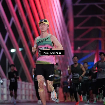 Runner Photo 6729380